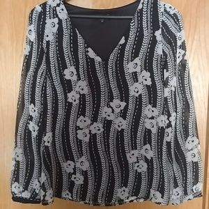 Express navy blue flower print shirt size S